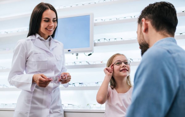 青岛眼科诊所小程序开发有哪些核心功能？